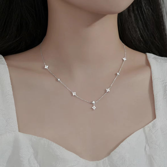 Inlaid Zircon Four-Leaf Flower Chain Necklace for Women New Niche Light Luxury Hot Fashion Collares Choker Accessories